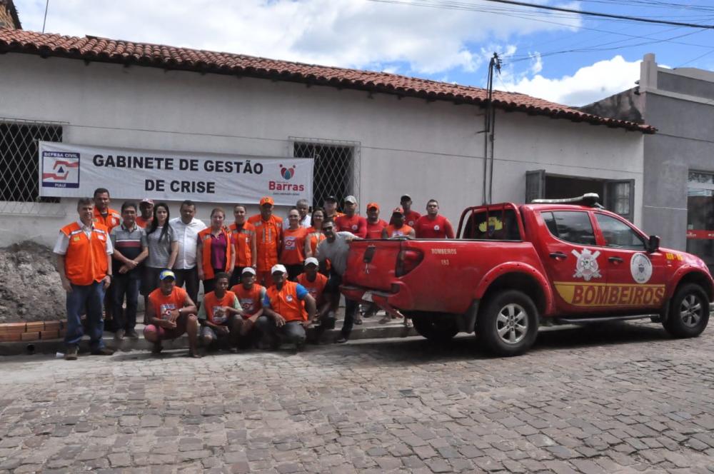 Barras PI: Defesa Civil estadual esteve visitando o município