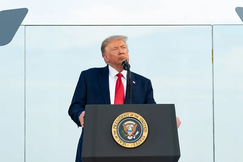  Foto: TRUMP Official White House Photo by Andrea Hanks
