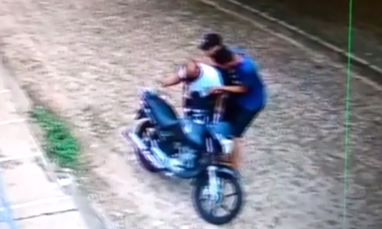 Policial Militar é rendido e tem arma roubada na zona Sul de Teresina