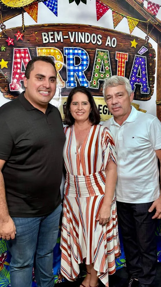 Prefeito Edilson Capote recebe deputado estadual Georgiano Neto durante o CIDADE JUNINA 2026 em Barras-PI 