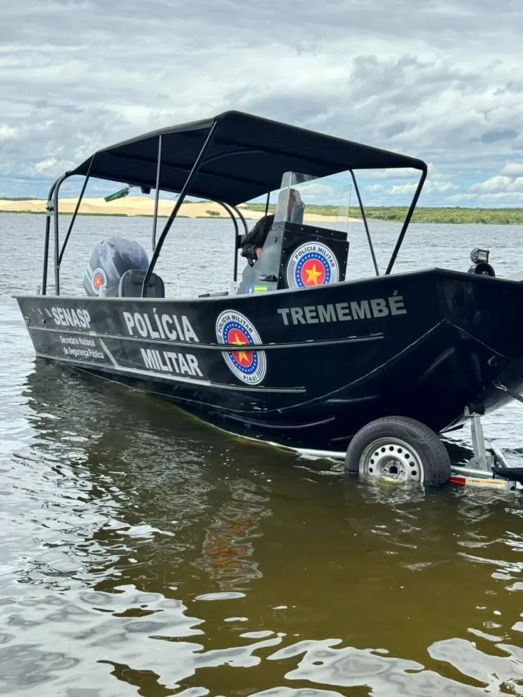 Litoral do Piauí recebe embarcação destina ao patrulhamento marítimo e fluvial
