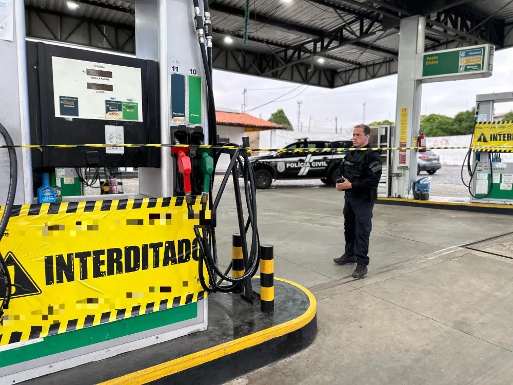 Operação interdita 10 postos de combustíveis por suspeita de fraudes no Piauí
