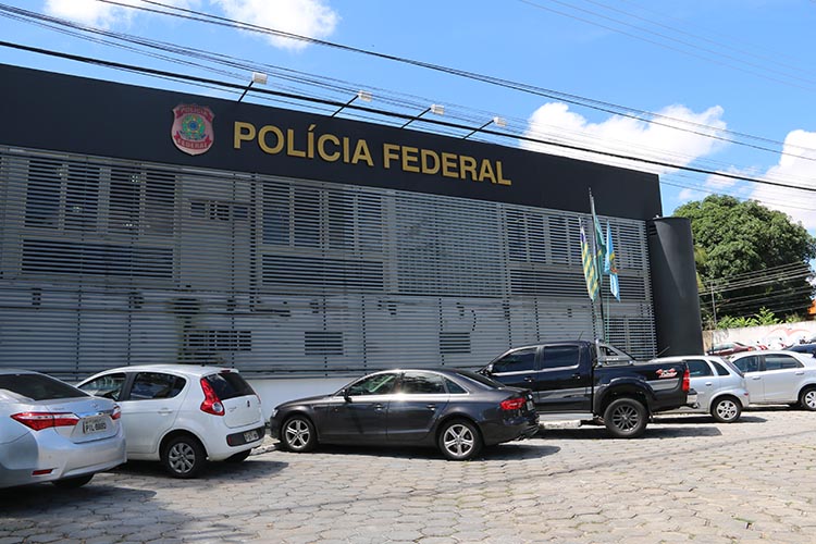 Polícia Federal prende membro da 'Quadrilha do Pânico' em Teresina PI 