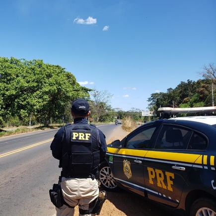 Uma pessoa morre e outras duas ficam feridas ao serem atropeladas na BR-316