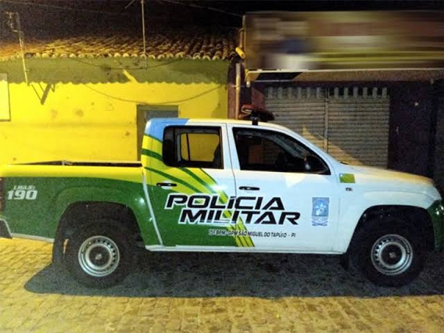 Polícia Militar em Barras PI reforça fiscalização contra Coronavírus 