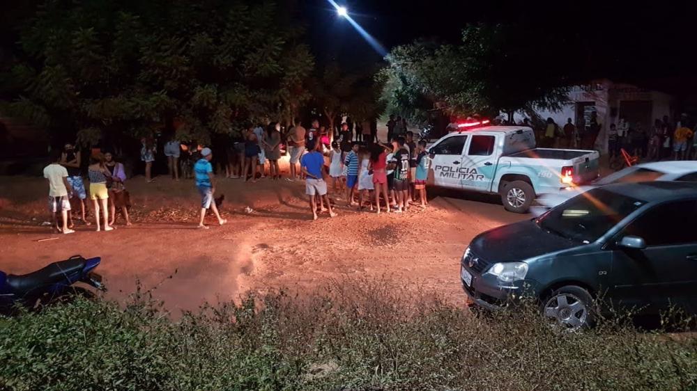 Homem morre após ser esfaqueado por mulher na cidade de Miguel Alves