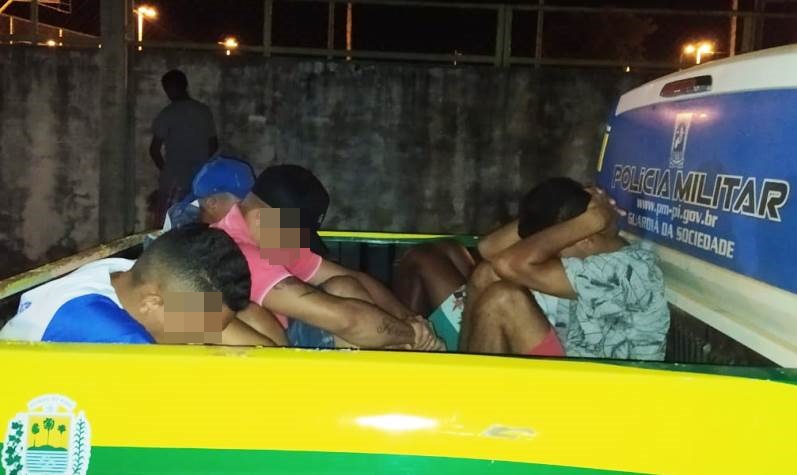 Operação da PM prende cinco suspeitos por tráfico de drogas e roubo em Campo Maior