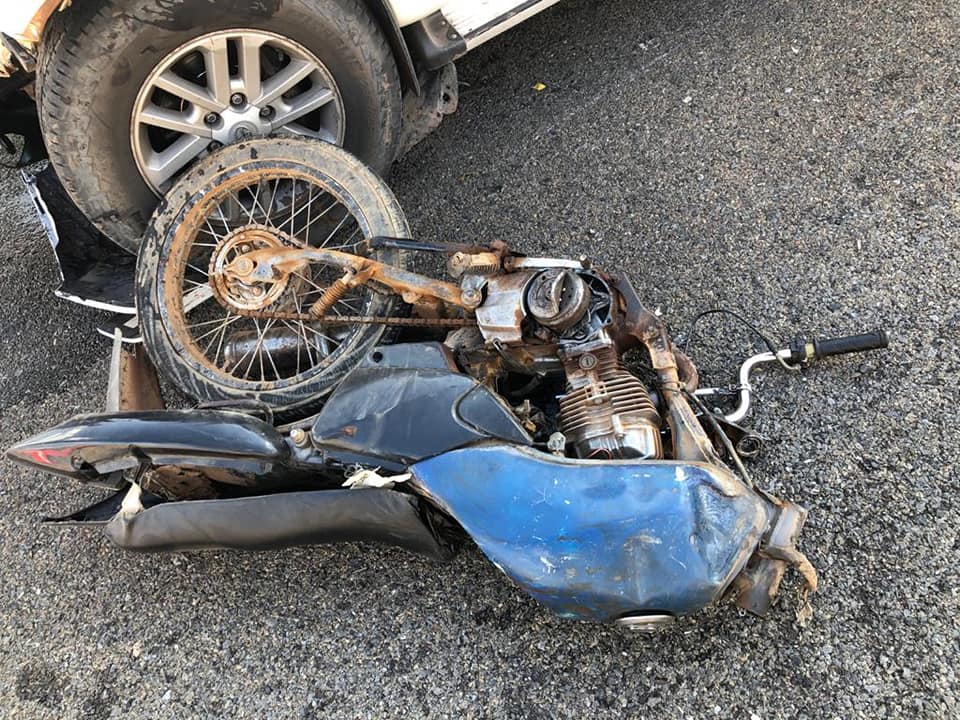 Mais uma morte registrada nessa tarde em acidente de moto na zona rural