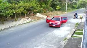 Mãe e filha são sequestradas durante caminhada em Teresina