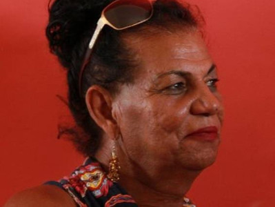Kátia Tapety é a 1° trans a disputar as eleições nas cotas de mulheres