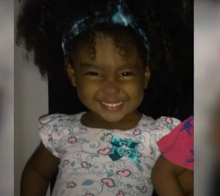 Criança de dois anos morre com tiro na cabeça durante tiroteio em Teresina
