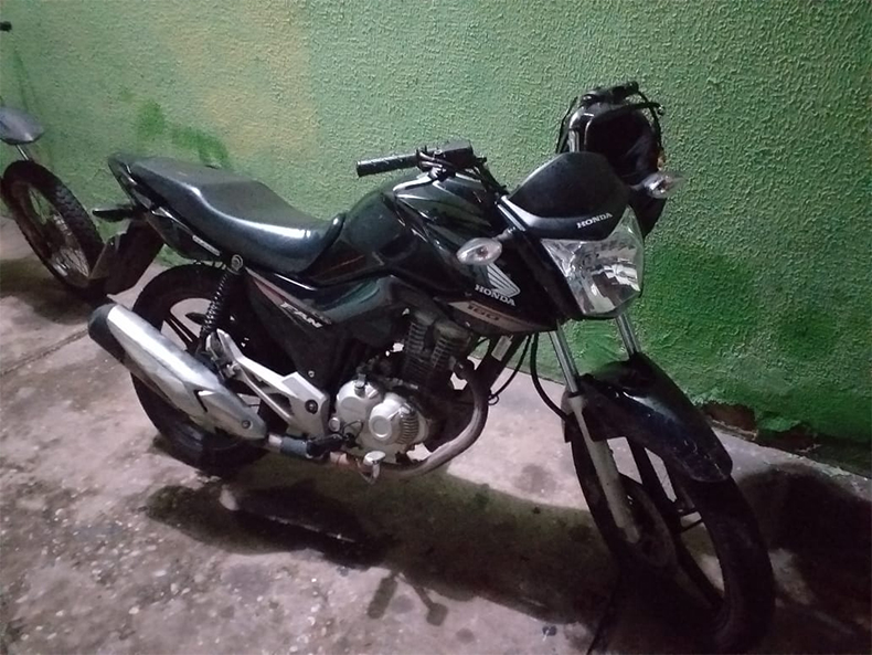 Teresina PI: Duas pessoas foram presas em flagrante pela Polícia Militar. 
