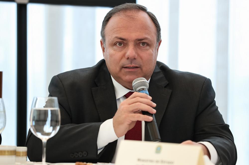 Governo Federal estuda início da vacinação contra Covid na próxima terça-feira (19)