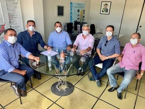Governo Capote: Prefeito de Barras PI busca investimentos para modernizar a Iluminação pública no município 