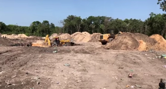 Governo Capote: Prefeitura de Barras PI recupera o aterro sanitário no município 
