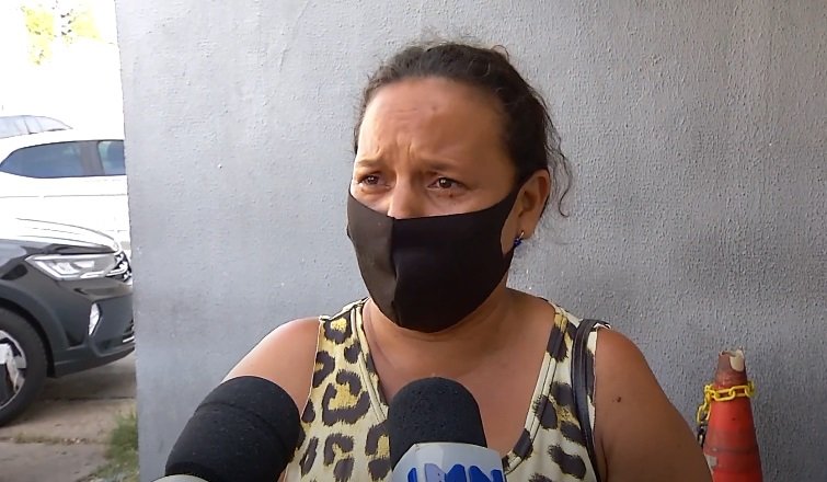 Homem tentar matar mulher e filhos ateando fogo na própria casa
