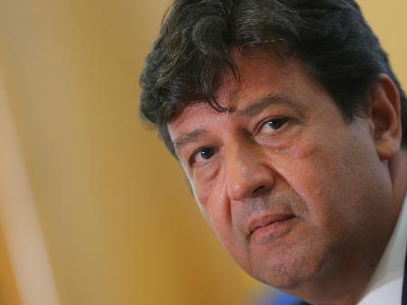 Ministro da Saúde, Luiz Henrique Mandetta, em entrevista coletiva Imagem: ADRIANO MACHADO