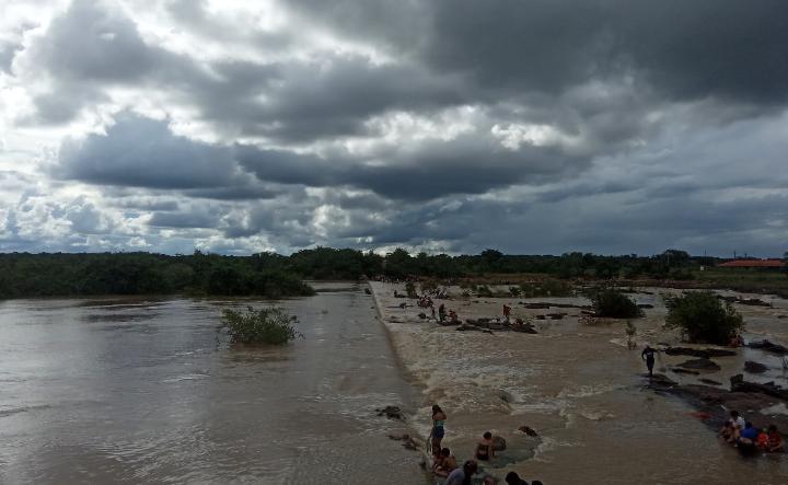 Barras PI: Piauí entra em alerta laranja com perigo de chuvas intensas