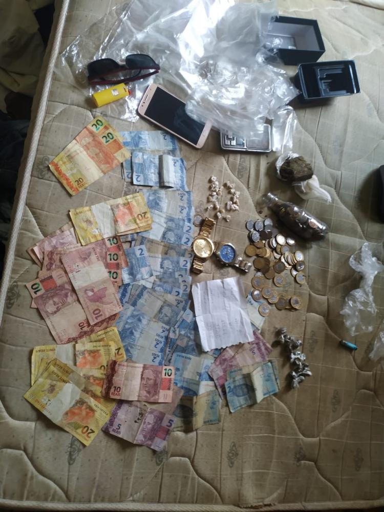 Barras PI: Polícia Militar prende dupla por Tráfico de drogas e Receptação no município