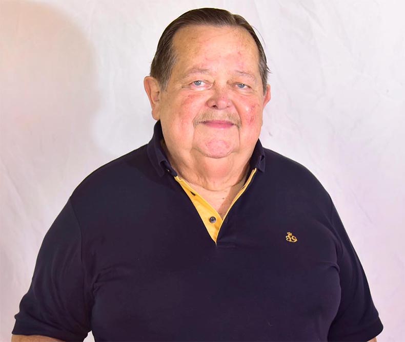 Ex-prefeito Robert Freitas morre aos 73 anos por complicações da Covid-19