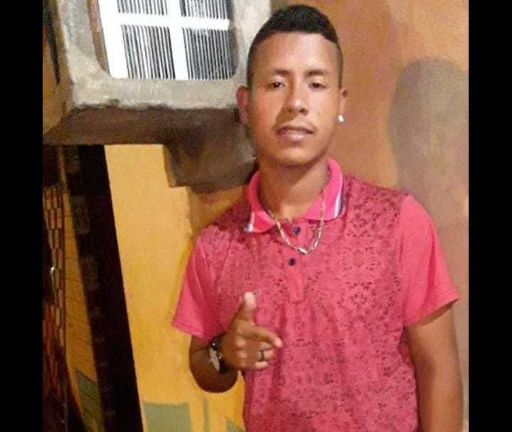 Jovem é morto a tiros e outro é baleado nas costas ao tentar fugir no Norte do Piauí