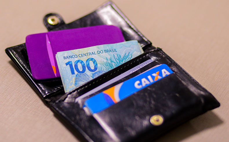Empresário é preso com carga comprada com cartão clonado de idosa; golpe de R$ 34 mil