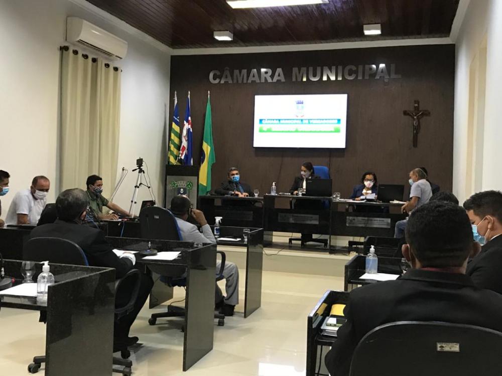 Barras PI: Câmara Municipal faz denúncia ao TCE por atraso na entrega das contas da ex gestão Carlos Monte 