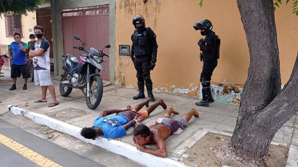 Dupla é capturada por populares após assalto em Parnaíba