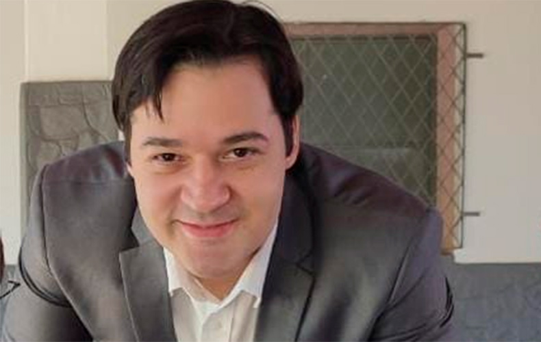 Delegado Rodrigo Moreira morre aos 37 anos em apartamento na zona Leste