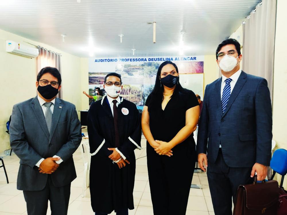 Cancelado o Júri popular em Barras PI do Caso Dr° Kelson Dias Feitosa por insuficiência de defesa técnica do réu 