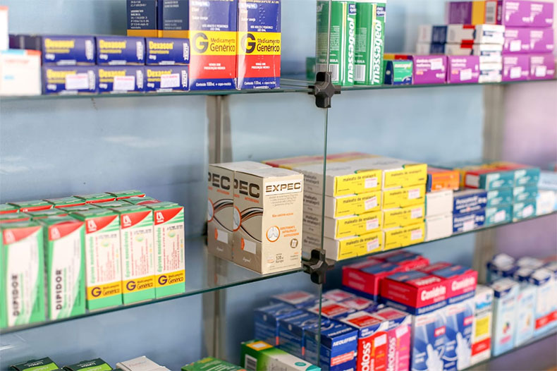 O medicamento a base de sulfato de hidroxicloroquina está em falta nas farmácias particulares de Teresina 