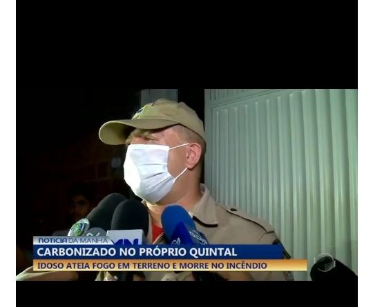 Idoso morre carbonizado após colocar fogo no quintal de casa
