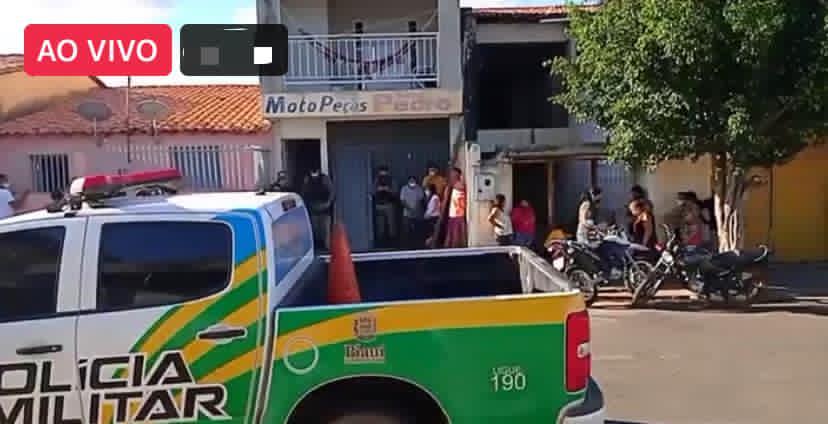 Homem é achado morto com marcas de facadas em casa no Norte do Piauí