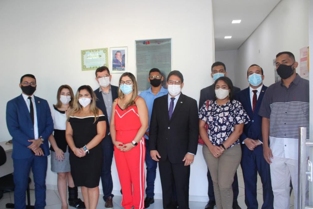 Subseção da OAB PI comemora dia do Advogado em Barras PI 