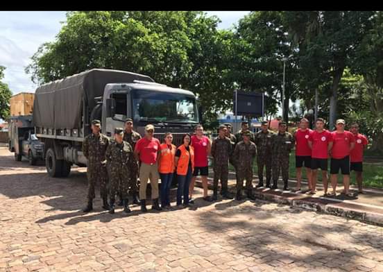 Barras PI: População do município agradece aos homens do Exército, Gav e Defesa Civil pelas ajudas aos desabrigados 