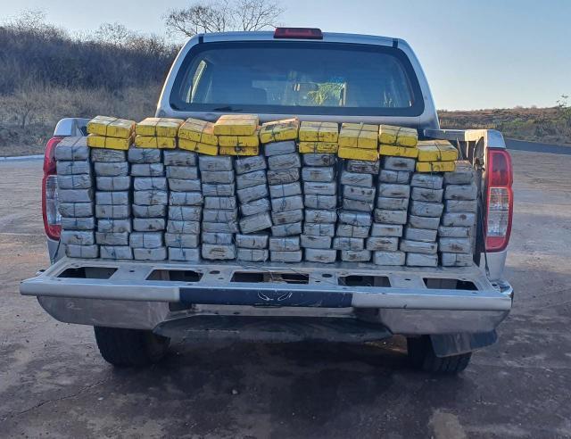 Polícia prende homem com droga avaliada em R$ 12 milhões em Simplício Mendes; destino final era Picos PI 