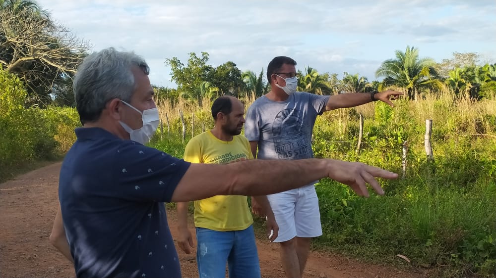 Prefeito Edilson Capote autoriza reforma da estrada vicinal do Teso duro na zona rural de Barras PI 