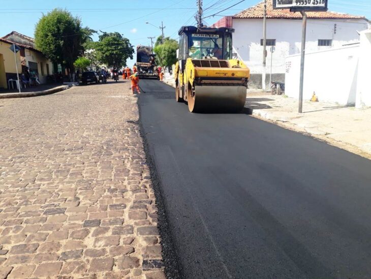 Setrans inicia pavimentação asfáltica em diversas ruas de Barras PI