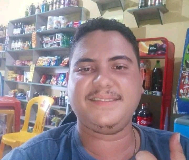 Jovem de 24 anos morre de acidente de moto no centro de Barras PI