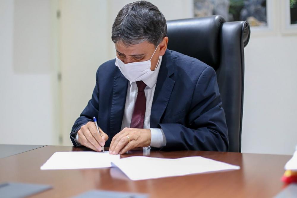 Governador Wellington Dias assina decreto com medidas válidas até 26 de setembro - Foto: Divulgação