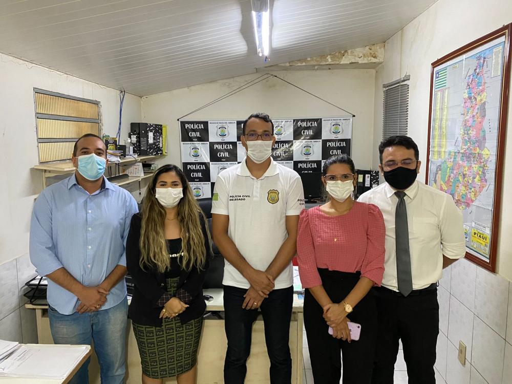 Novos delegados da Polícia civil assumem a delegacia em Barras PI 