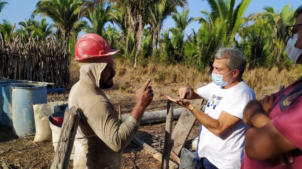 Prefeito Edilson Capote segue trabalhando na zona rural de Barras PI