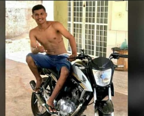 Jovem postou stories antes de morrer em acidente na BR-343: ‘Vamos lá, né?’
