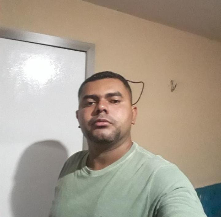 Jovem de 31 anos morre ao colidir com poste na zona urbana de Barras PI