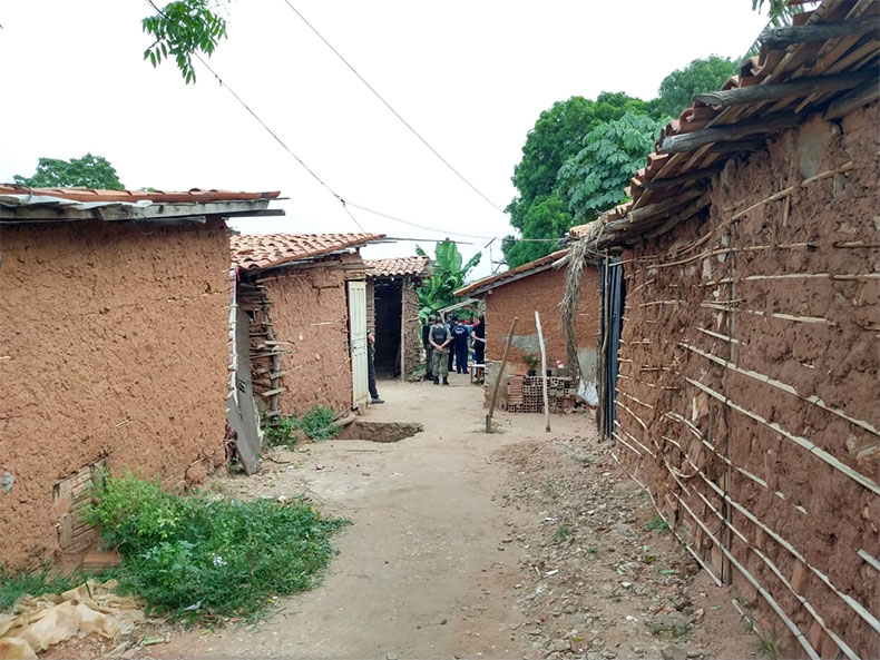 Jovens são executados a tiros em casebre na zona Sul de Teresina