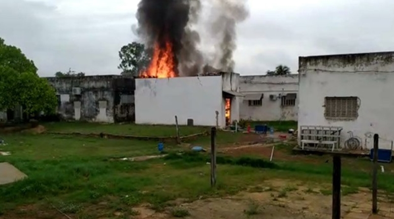 Incêndio de grandes proporções atinge o Hospital Regional de Campo Maior