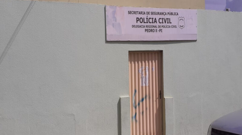 Adolescente é conduzido à delegacia suspeito de estuprar mulher de 59 anos após dar carona à vítima no Piauí