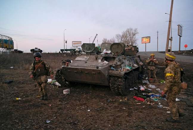 Exército ucraniano tenta resistir a invasão russa/Foto: Maksim Levin / Reuters