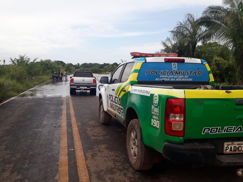 Caos na zona rural de Barras PI após chuvas no município
