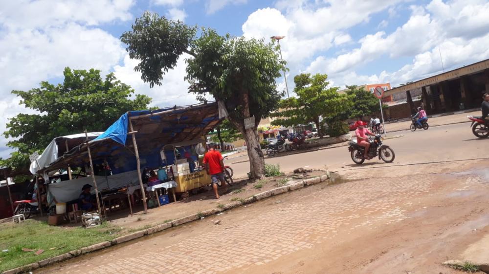 Prefeito Edilson Capote vai retirar feirantes do meio da rua para novo espaço comercial